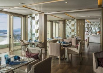 20 nhà hàng Nha Trang ngon rẻ/cao cấp, view đẹp, nổi tiếng