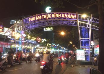 Ăn sạch 11+ quán NGON phố ẩm thực Vĩnh Khánh chỉ thổ địa mới biết