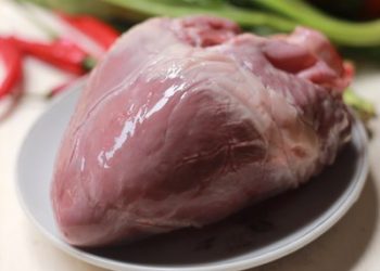 Biến tấu với cách làm tim heo hầm đương quy siêu ngon khiến ai ai cũng phải thòm thèm