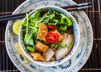 Cao lầu Hội An – Nét chấm phá độc đáo của ẩm thực phố cổ