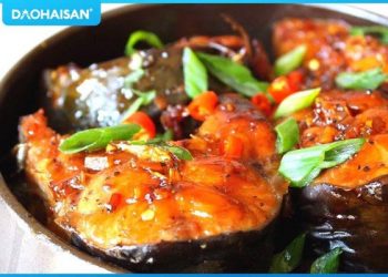 Công thức làm món cá hồi kho tiêu cay ngon tròn vị