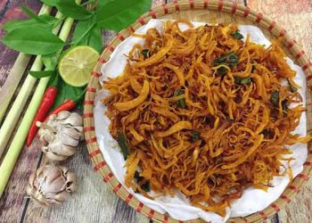 Trong 100g khô gà bao nhiêu calo? Ăn khô gà có mập không?