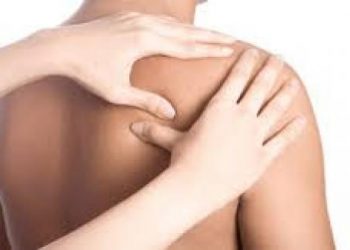 Mẹo chữa đau cổ vai gáy đơn giản nhanh chóng tại nhà