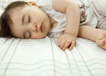 Mách mẹ cách sử dụng điều hòa cho con trẻ an toàn