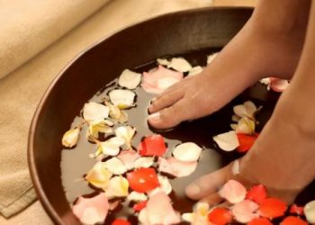 Bật mí tám cách trị hôi chân tại nhà hiệu quả nhanh đến khó tin