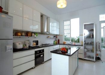 Cách tự nhiên xử lý mùi trong bếp tránh gây ảnh hưởng sức khỏe cả gia đình