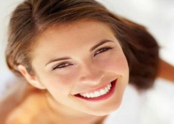 Bí quyết trắng răng thơm miệng tốt lợi ngay tại nhà đơn giản