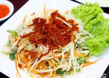 Cách làm gỏi đu đủ bò khô cho bữa tối ngon cơm hơn
