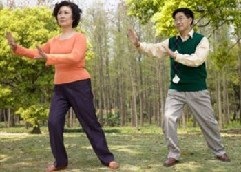 Cách giúp người cao tuổi ngủ ngon không phải ai cũng biết