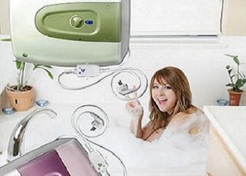 Cách sử dụng bình nóng lạnh nguy hiểm cho người đang tắm