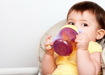 Những món đồ của bé sơ sinh bạn có thể tái sử dụng