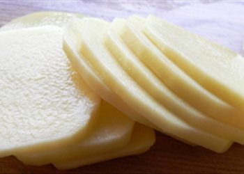 Chữa lành sẹo do muỗi đốt cho bé bằng khoai tây hiệu quả
