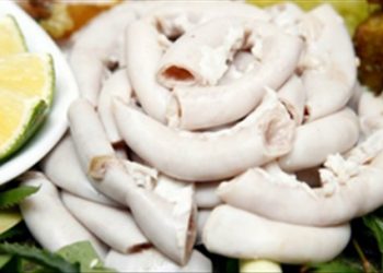 Mẹo hay luộc lòng trắng ngần, giòn sần sật bạn đừng bỏ qua