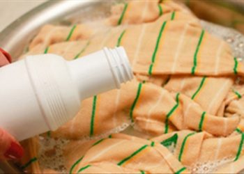 Cách xử lý quần áo hôi, ẩm mốc những ngày mưa nồm