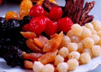 Bí quyết chọn mứt, hạt dưa an toàn các chị em nội trợ nên biết
