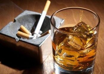Mẹo uống rượu lâu say ít hại sức khỏe không phải ai cũng biết