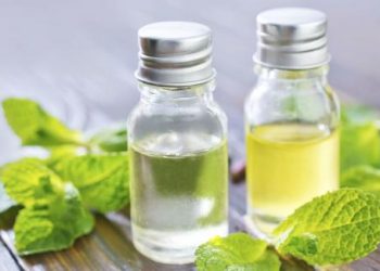 8 mẹo vặt giúp bạn khắc phục các bệnh do nắng nóng hiệu quả