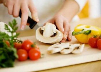 Mách bạn một vài mẹo đơn giản phòng tránh ngộ độc mùa hè