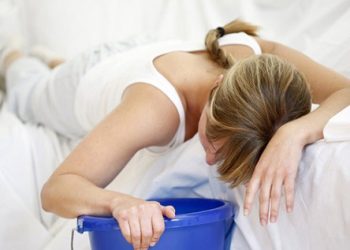 Xử trí đúng cách khi bị ngộ độc thực phẩm như thế nào?