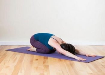 Yoga chữa đau vai gáy hiệu quả bằng những bài tập đơn giản