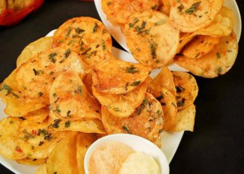 3 cách làm snack khoai tây tại nhà giòn rụm, vàng ươm ngon ngất ngây ăn không dừng
