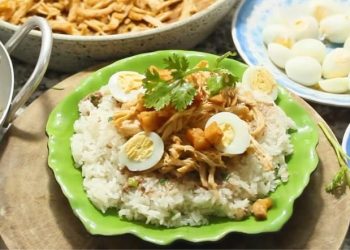 Mách bạn cách nấu xôi gà thập cẩm dẻo thơm dễ làm tại nhà