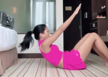 Clip: Hoa hậu H’Hen Niê dướng dẫn tập bụng phẳng, eo thon trong 5 phút