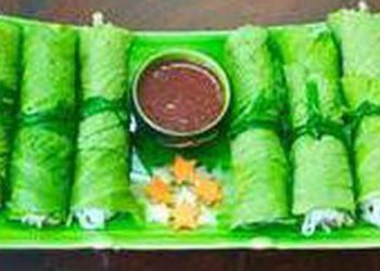 Thứ gia vị thần thánh trong món cuốn tôm thịt quý giá như thế nào mà nhiều nơi nhận là đặc sản quê mình