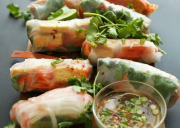 Ăn muộn mà chả sợ lên cân với công thức món cuốn dưới đây