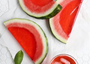 Cách làm Jello Shots dưa hấu cắt lát hoàn hảo cho mùa hè