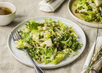 Cách làm salad lê rau xanh lý tưởng vào mùa thu đông