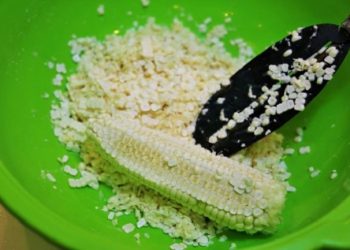Cách nấu chè bắp với nếp ngon chuẩn vị, giải nhiệt ngày nóng