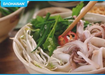 Cách nấu hủ tiếu hải sản đầy dinh dưỡng cho bữa sáng