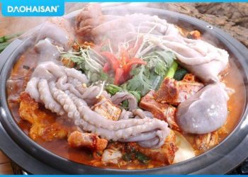 Cách nấu lẩu bạch tuộc Hàn Quốc đậm đà thơm ngon nức lòng