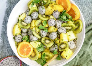 Công thức salad thanh long làm món ăn phụ tuyệt vời