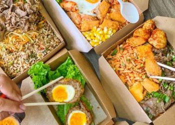 Thơm ngon tiện lợi với List Cơm Hộp KOM KON KUA dành cho team siêu bận rộn