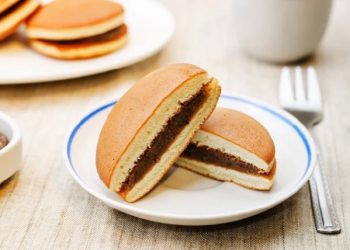 Top 10 cách làm bánh rán Doraemon cực kỳ hấp dẫn ngay tại nhà