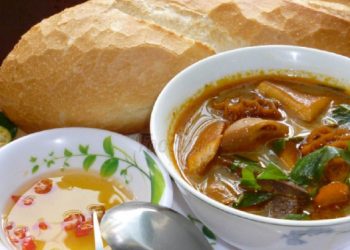 Top 10 địa chỉ ăn phá lấu ngon nhất tại Tp HCM mà bạn nên thử
