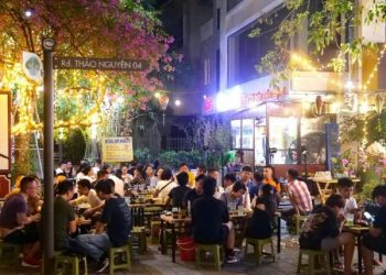 Top 10 địa điểm ăn uống tại Ecopark mà du khách không thể bỏ qua