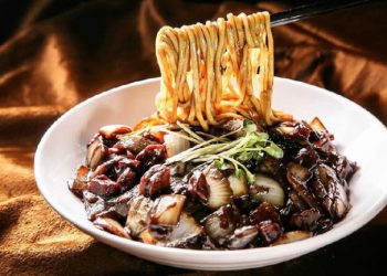 Top 15 quán mì tương đen ngon tại Đà Nẵng