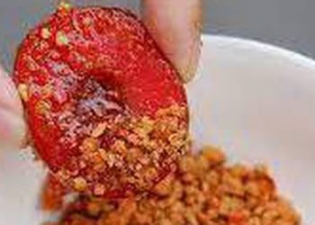 Món mới: Mận lắc muối ớt làm siêu nhanh, siêu ngon và cũng rất dễ ghiền