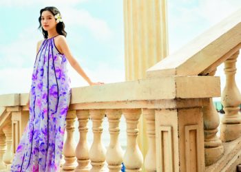 Lạc vào thị trấn mùa hè