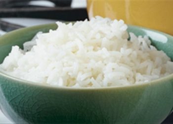 Bí quyết để cơm dẻo, ngon và tốt cho sức khỏe với 3 viên đá thần kì