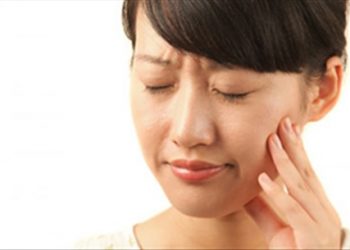 Chữa đau răng hiệu quả tại nhà bằng những nguyên liệu đơn giản