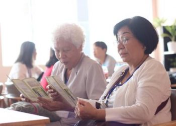 Hướng dẫn chăm sóc sức khỏe cho các bậc “cao niên”