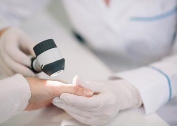 Những vấn đề nên biết trước khi đi khám da liễu