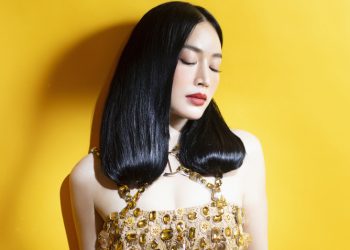 Mái tóc hơn 20 năm không uốn nhuộm của Mai Thanh Hà