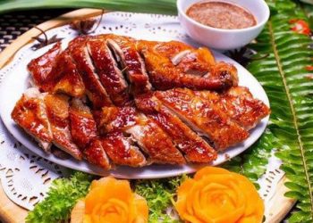Thịt vịt bổ, mỡ vịt tốt như dầu oliu và nướng vịt bằng nồi chiên không dầu theo cách sau cực thơm ngon, da giòn thịt mềm, lại nhanh gọn!