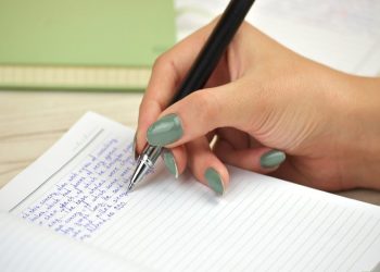 Tổng hợp những cách đơn giản khắc phục chai tay chân hiệu quả
