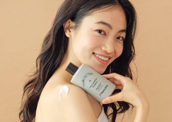 Review bộ tắm dưỡng thể De Memoria từ Hàn Quốc – siêu thơm, siêu trắng da